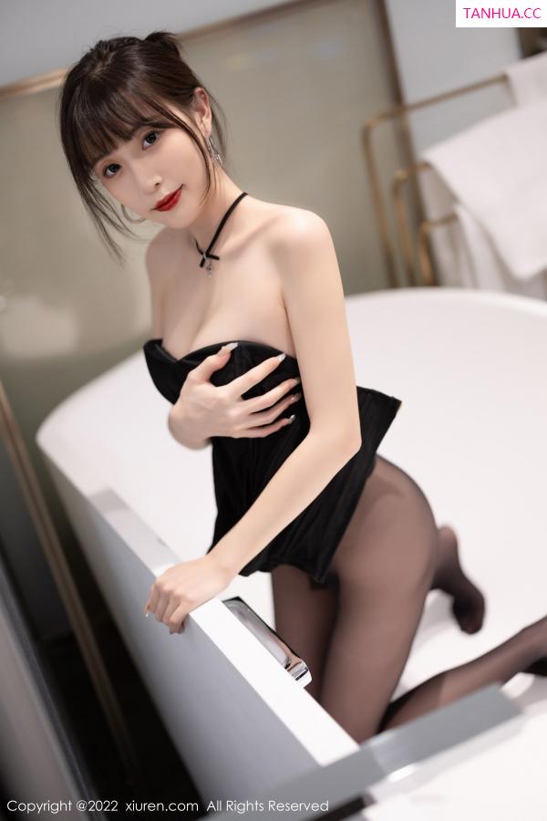 林星阑  [XiuRen]高清写真图 2022.11.09 No.5831 林星阑 黑丝美腿第38张图片